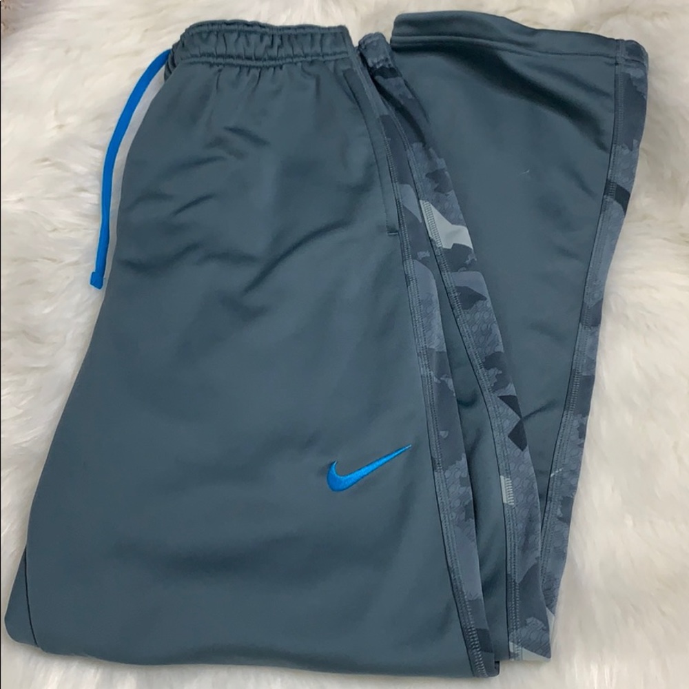 Men’s Nike therma fit pants XL